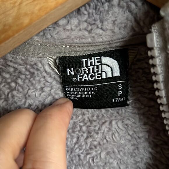 Girls The North Face Fleece Teddy Jacket - Picture 9 of 9
